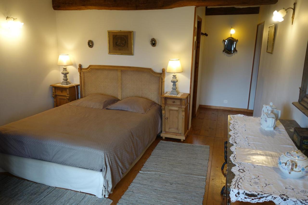 Bed and Breakfast Manoir De Savigny Valognes Esterno foto