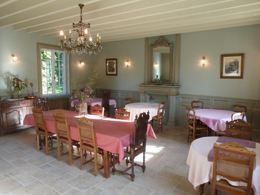 Bed and Breakfast Manoir De Savigny Valognes Esterno foto