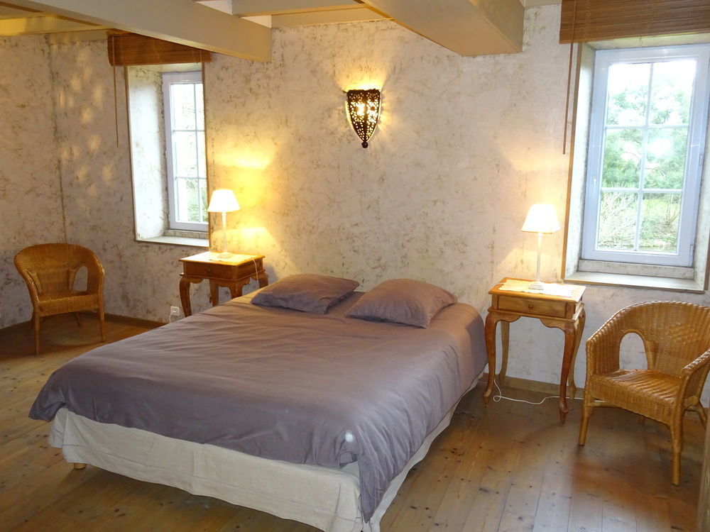 Bed and Breakfast Manoir De Savigny Valognes Esterno foto