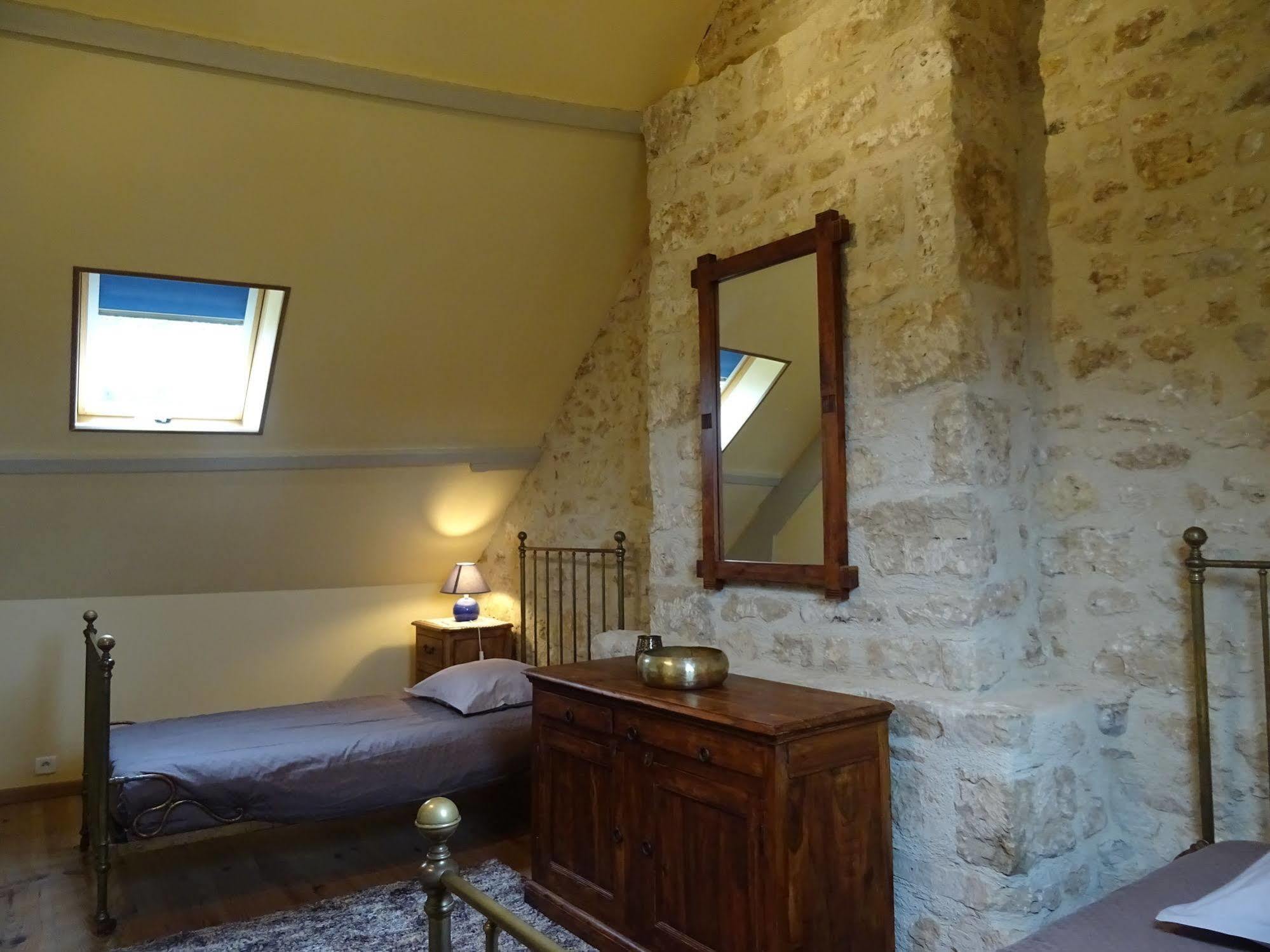 Bed and Breakfast Manoir De Savigny Valognes Esterno foto